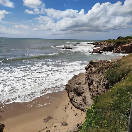 Dom wakacyjny Maison De Bourg Cosy Et Fonctionnelle Proche *