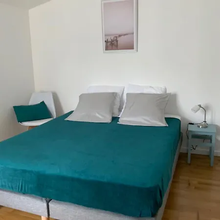 Maison De Bourg Cosy Et Fonctionnelle Proche Бретиньоль-сюр-Мер