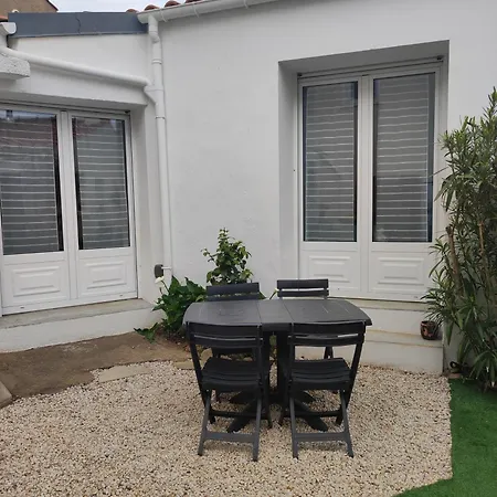 Nyaraló Maison De Bourg Cosy Et Fonctionnelle Proche