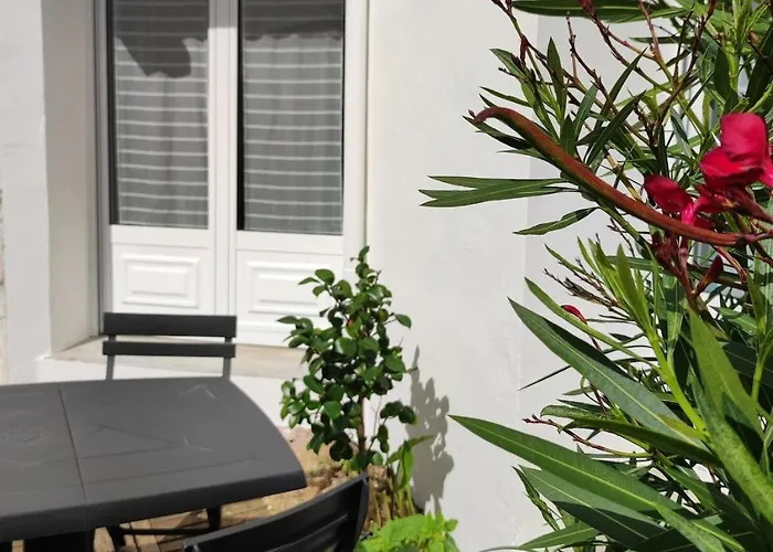 Maison De Bourg Cosy Et Fonctionnelle Proche