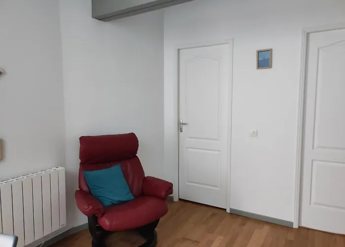 Maison De Bourg Cosy Et Fonctionnelle Proche